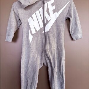 Nike Kids Gray Zip-Up Footie